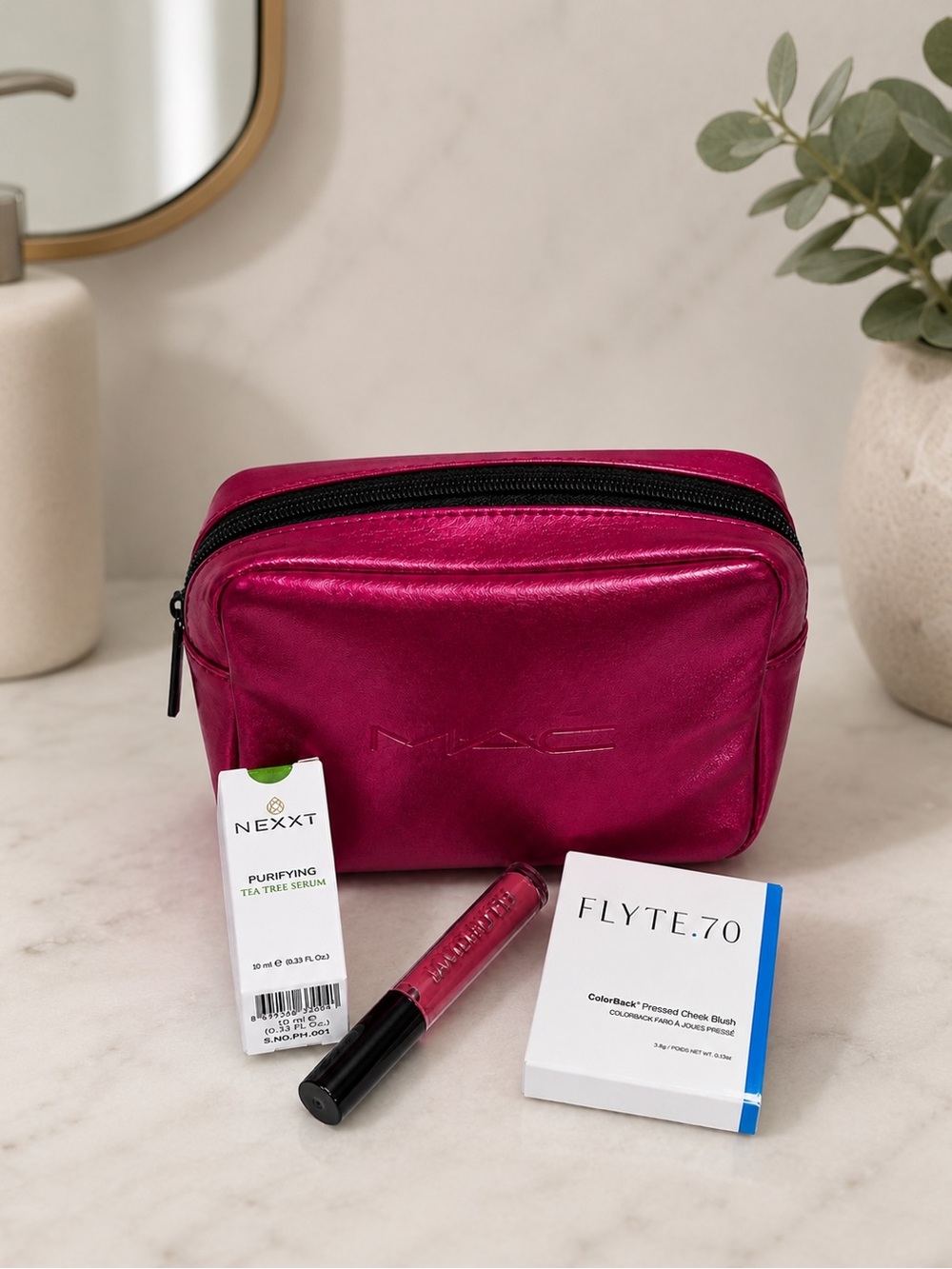 MAC Cosmetic Bag & Beauty Bundle